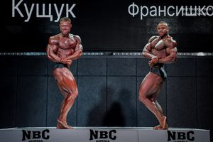 CLASSIC PHYSIQUE